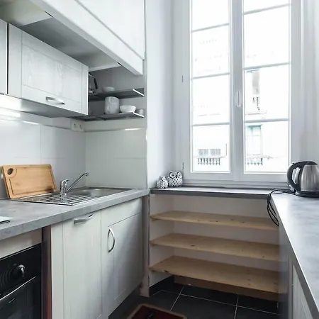 Nicelidays - Le Suede - Carre D'or - 2min From Beaches 尼斯