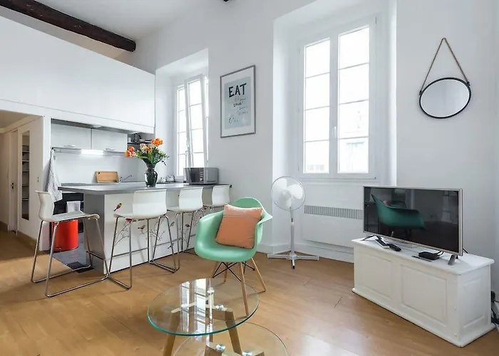 Nicelidays - Le Suede - Carre D'or - 2min From Beaches Nice